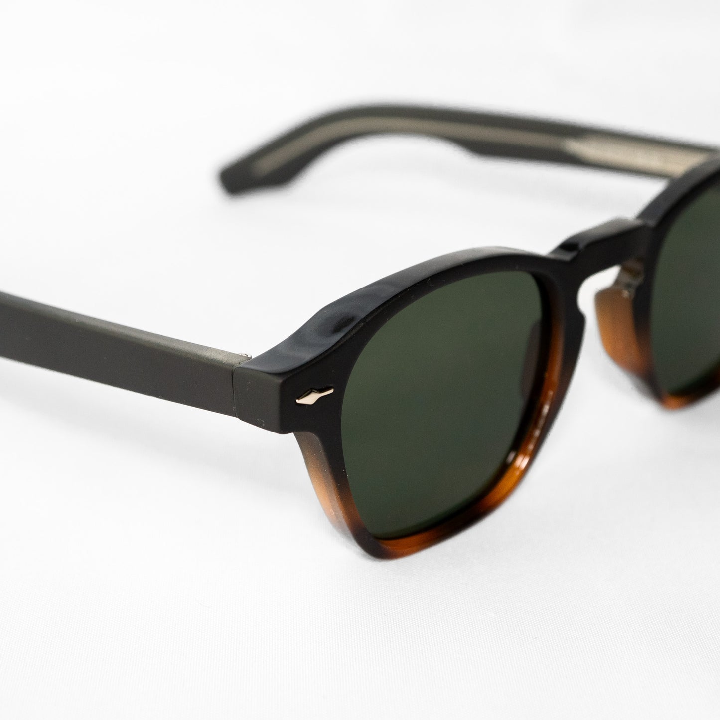Torcular M Black